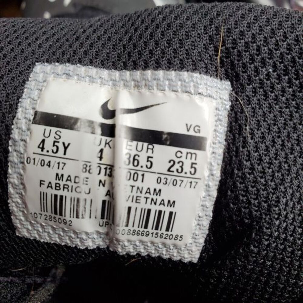 Nike Fast Flex Football Cleats US 4.5Y Black Silver Lace-Up Hook N Eye Closure - Picture 4 of 9